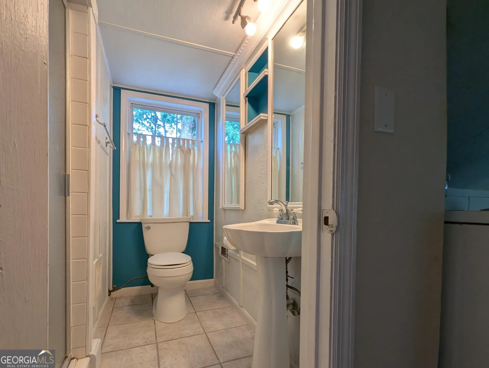 Gallery photo 10