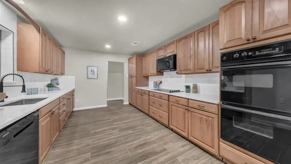 3696 W Lambert Road, Weatherford, Texas, United States. - Photo 14