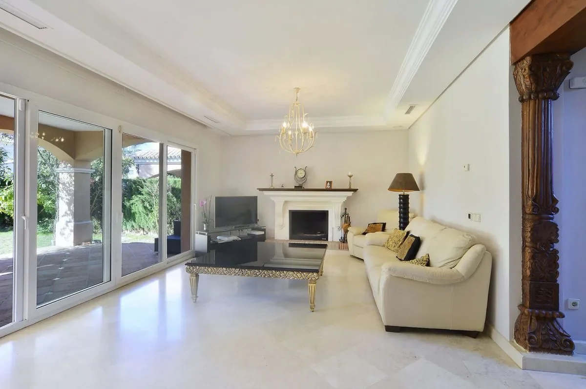 Gallery photo 2