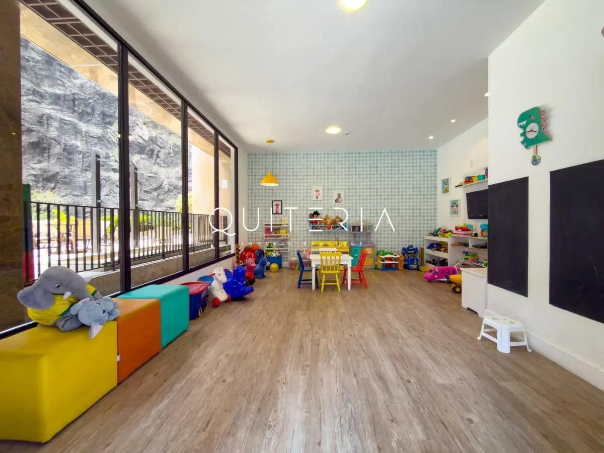Apartamento 2 quartos de altíssimo padrão - Melhor vista da Lagoa Rodrigo de Freitas.