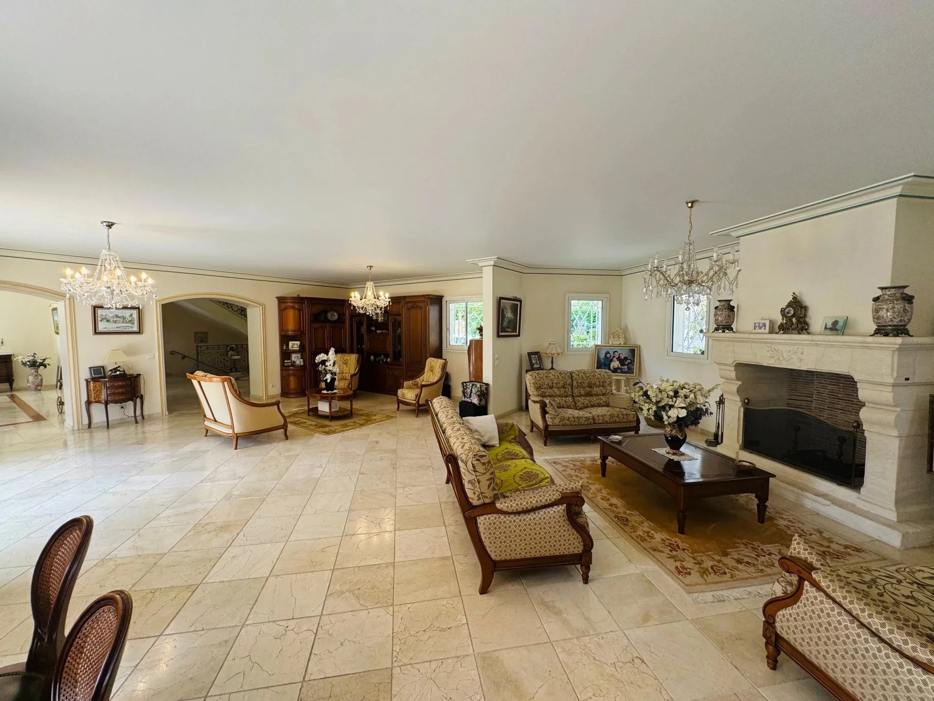 Gallery photo 1
