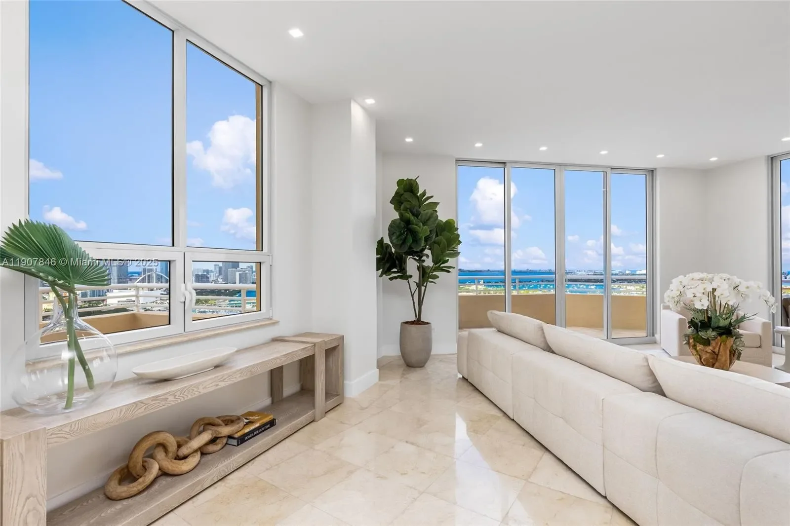Gallery photo 2