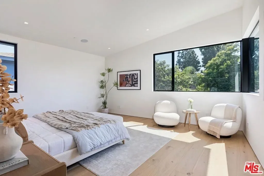 2831 Malcolm Avenue, Los Angeles, California, United States. - Photo 45
