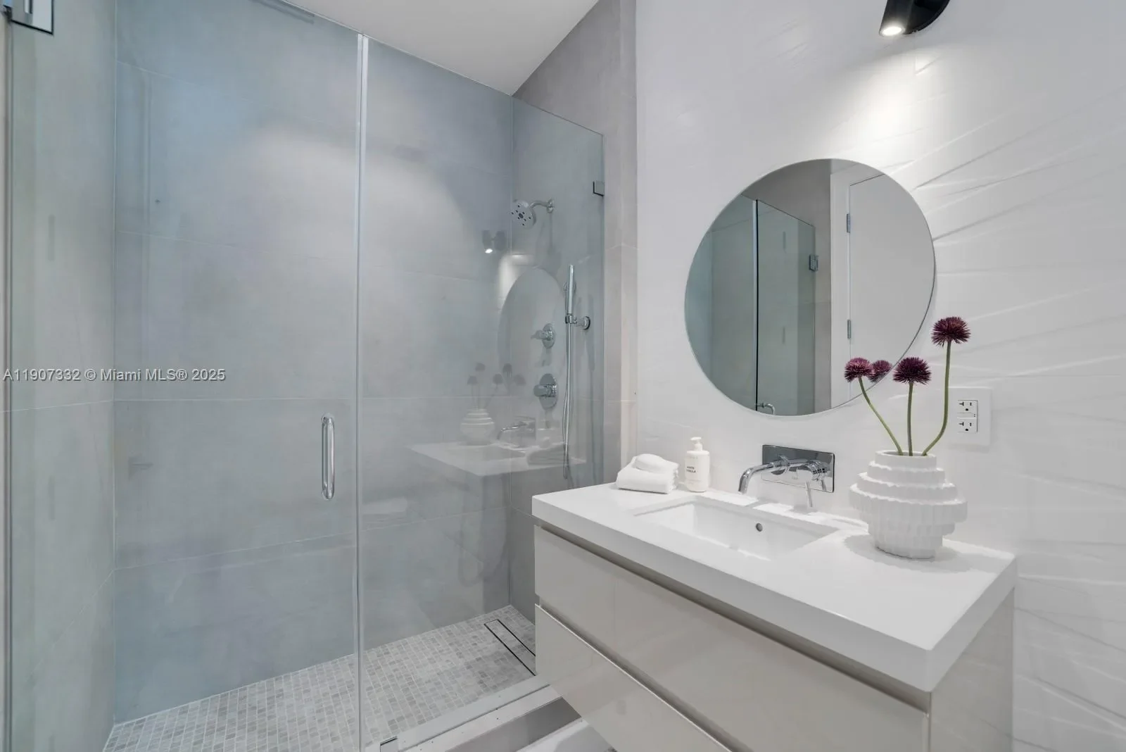7845 Atlantic Way, Miami Beach, Florida, United States. - Photo 28