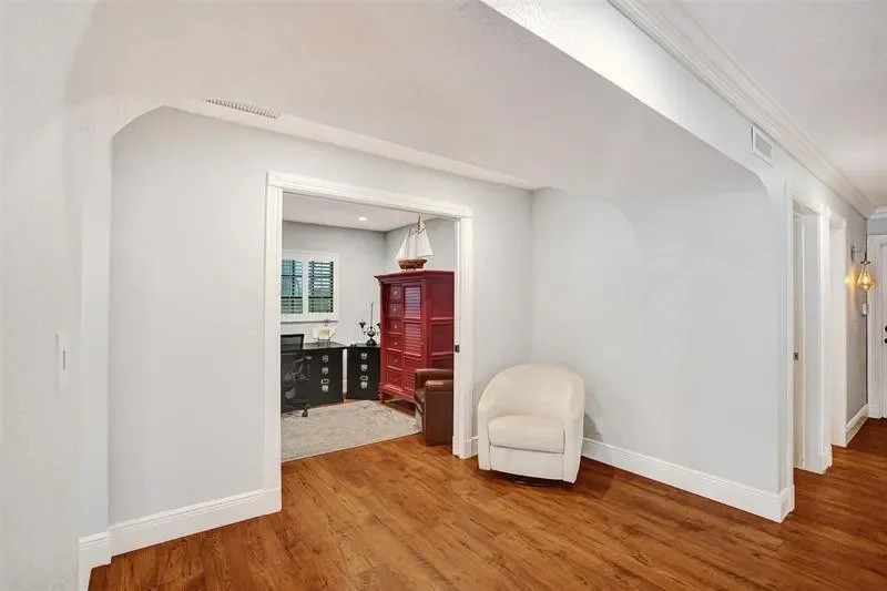 Gallery photo 6