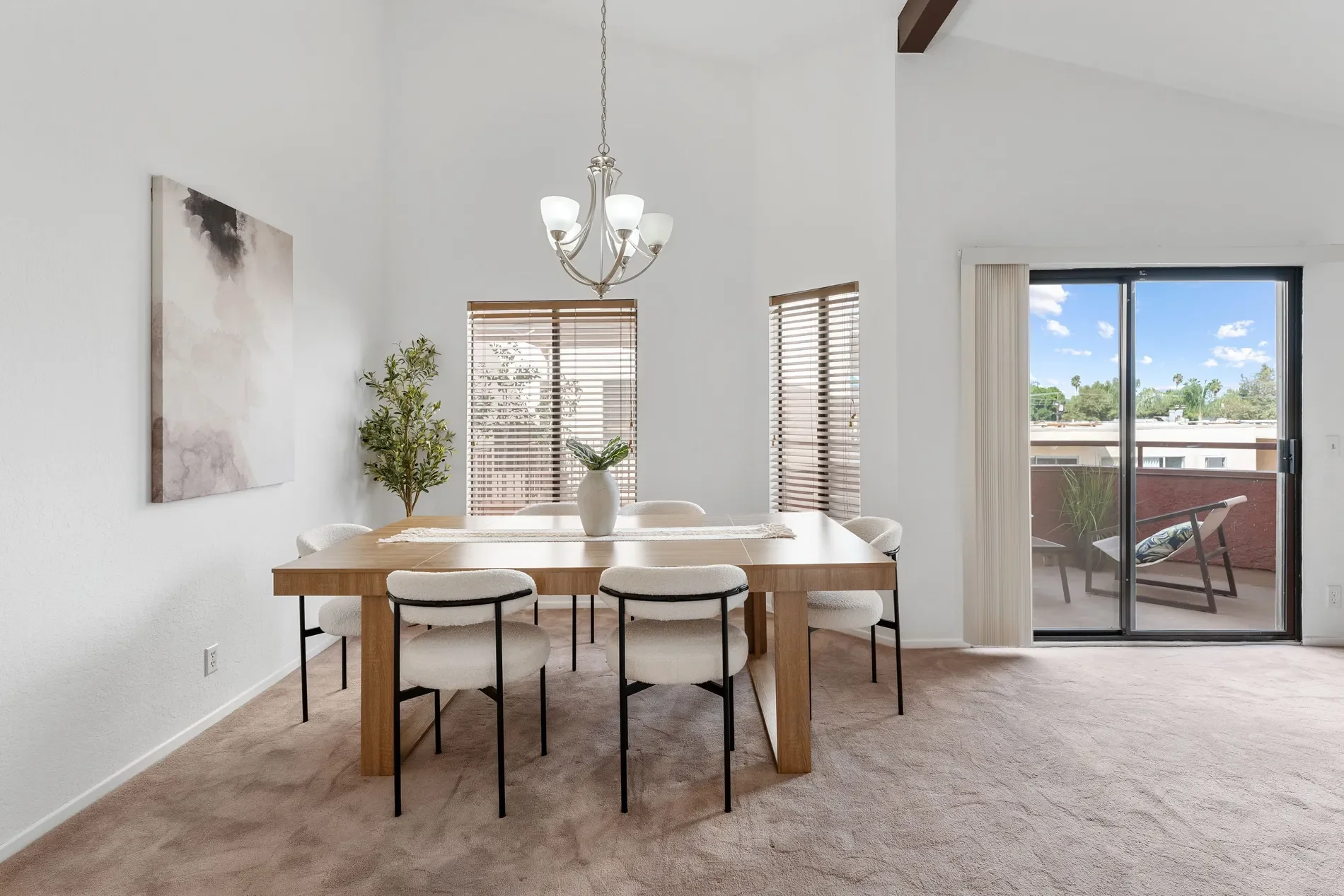 11939 Weddington Street 313, Valley Village, CA 91607, Los Angeles, California, United States. - Photo 36