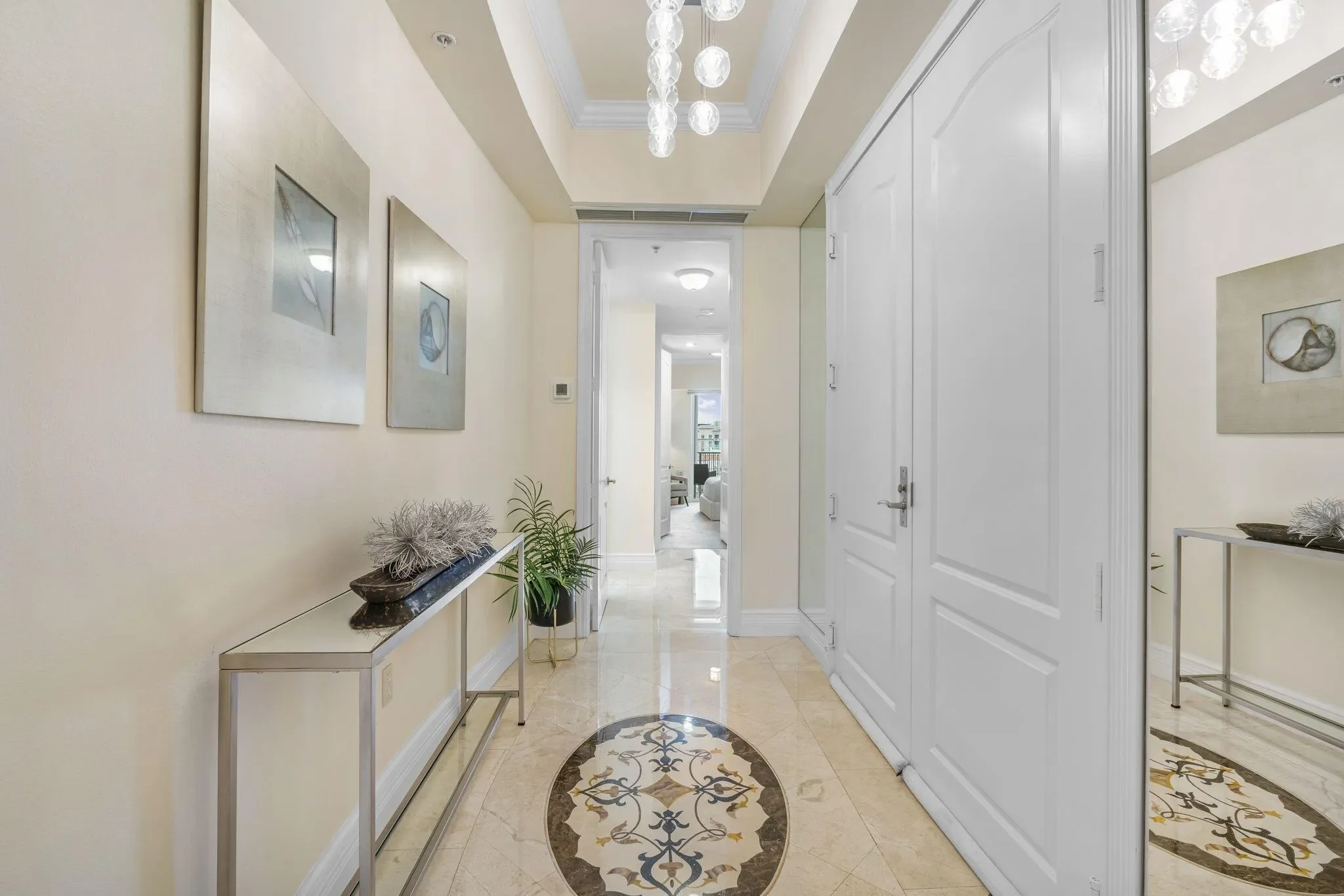 201 S Narcissus Avenue 605, West Palm Beach, Florida, United States. - Photo 1
