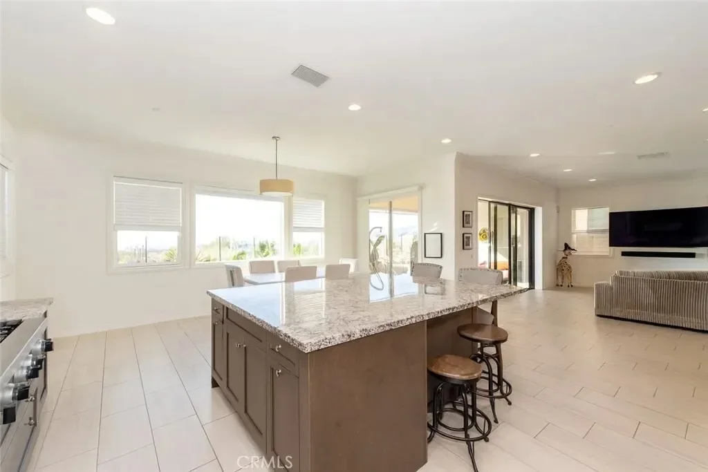 23 Manzanillo, Lake Forest, California, United States. - Photo 5