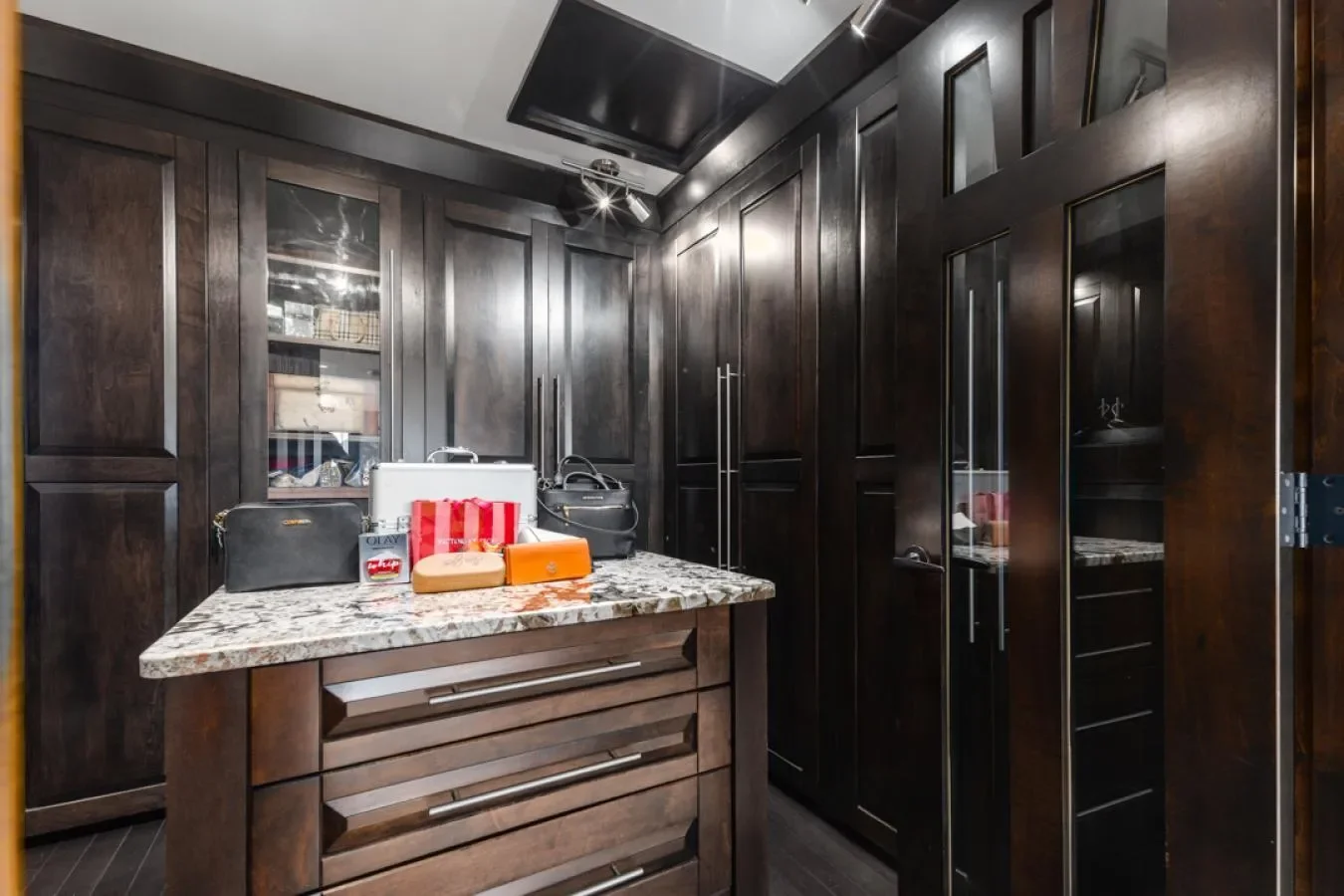33009 Mountain Glen View, Cochrane, Alberta, Canada. - Photo 30