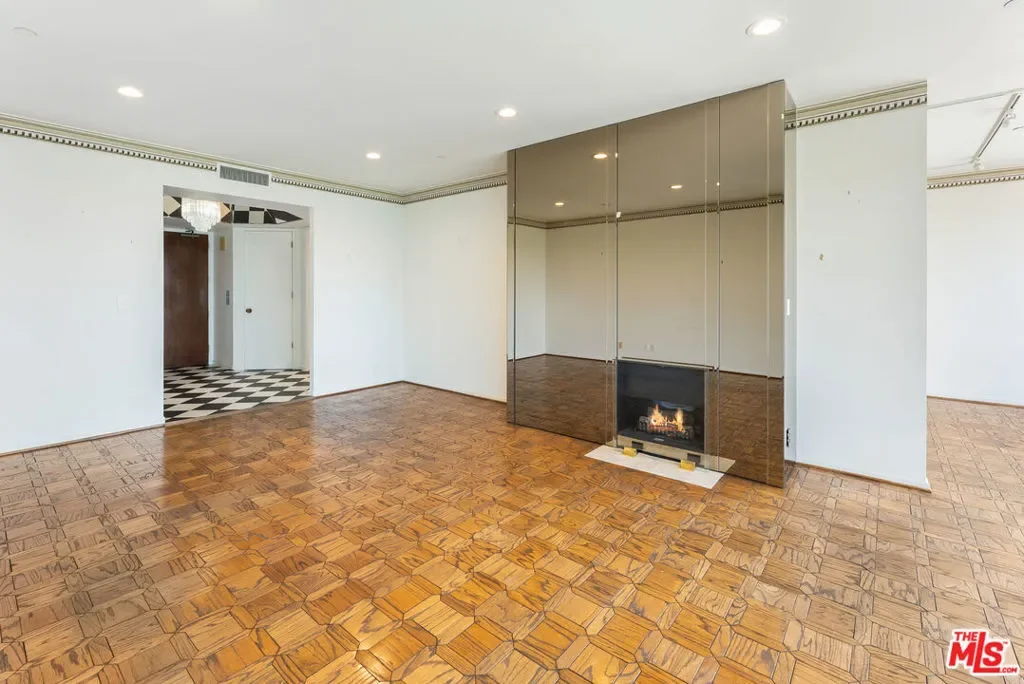 Gallery photo 11