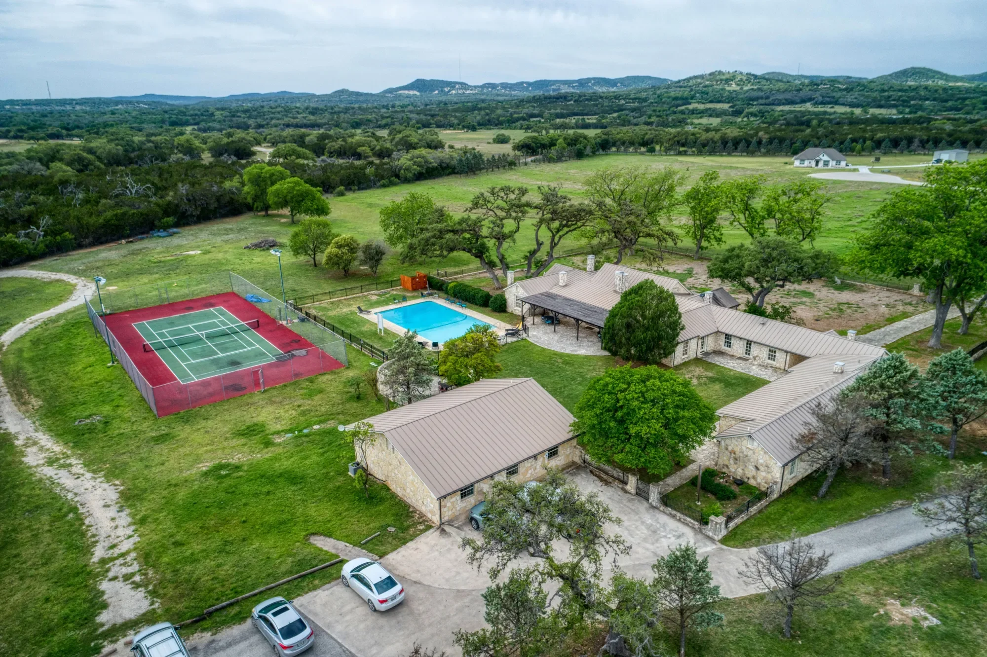 2835 Palomino Springs , Bandera, TX 78003, Bandera, Texas, United States. - Photo 54