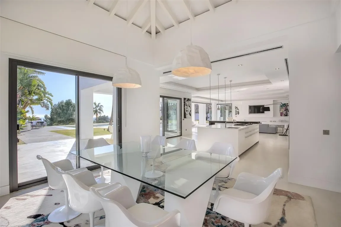 Gallery photo 10