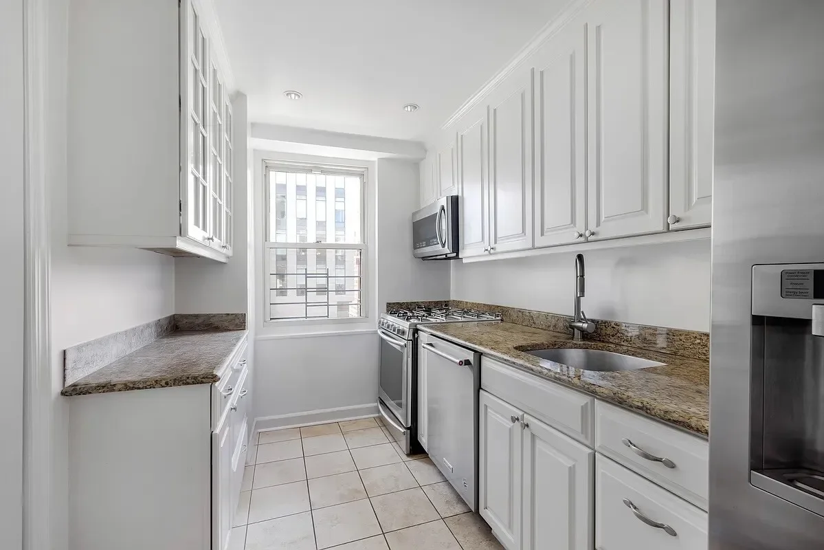 205 E 63RD ST, New York, New York, United States. - Photo 2