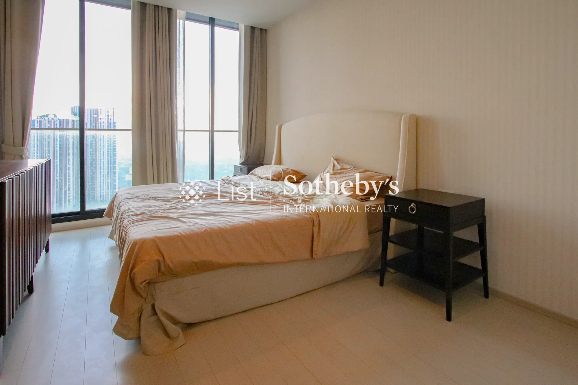 Gallery photo 8