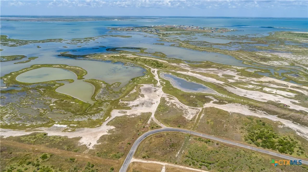 602-698 Cape Velero Drive, Rockport, TX 78382, Rockport, Texas, United States. - Photo 1