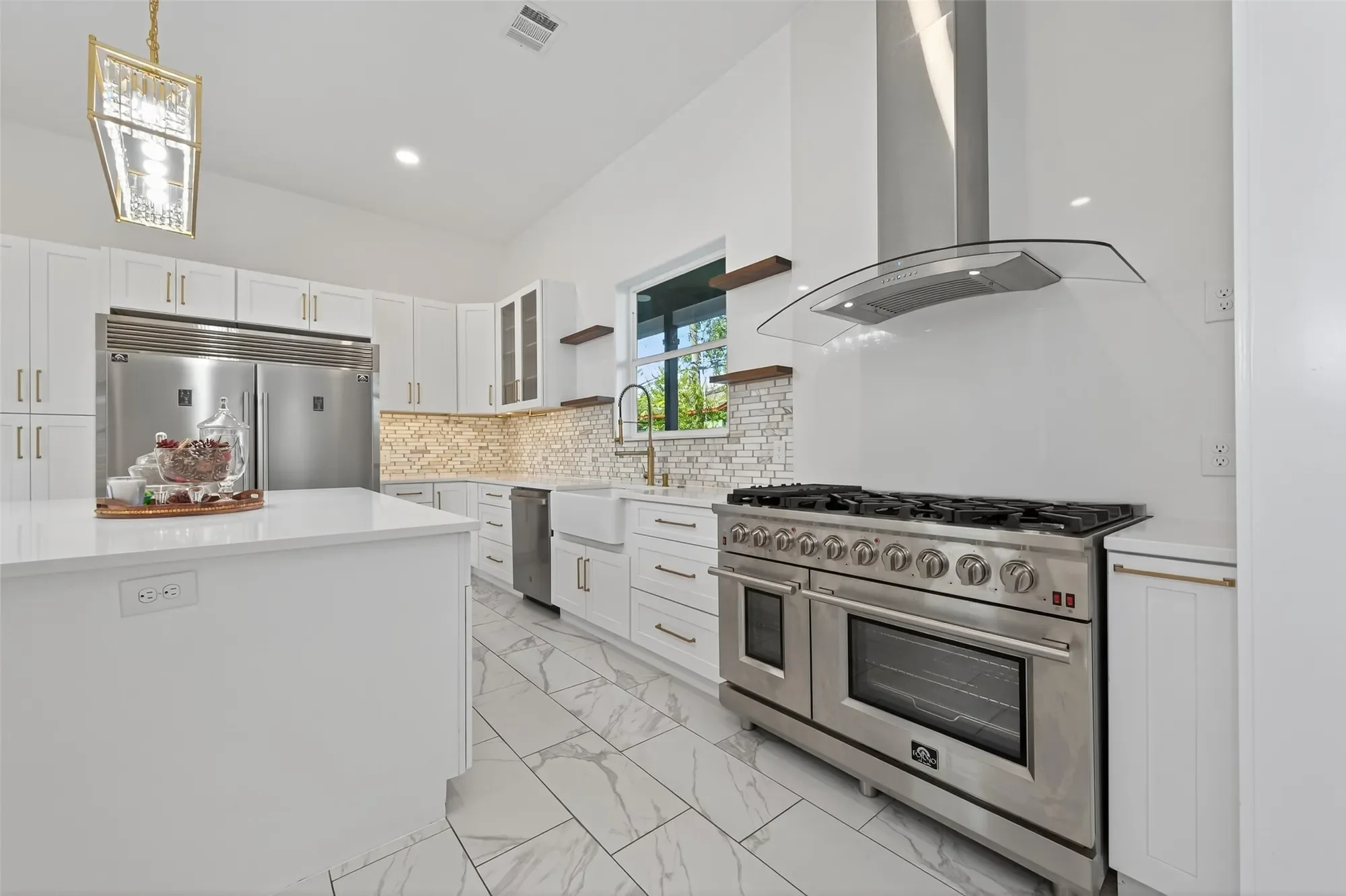 8006 Longridge Drive, Houston, TX 77055, Houston, Texas, United States. - Photo 6
