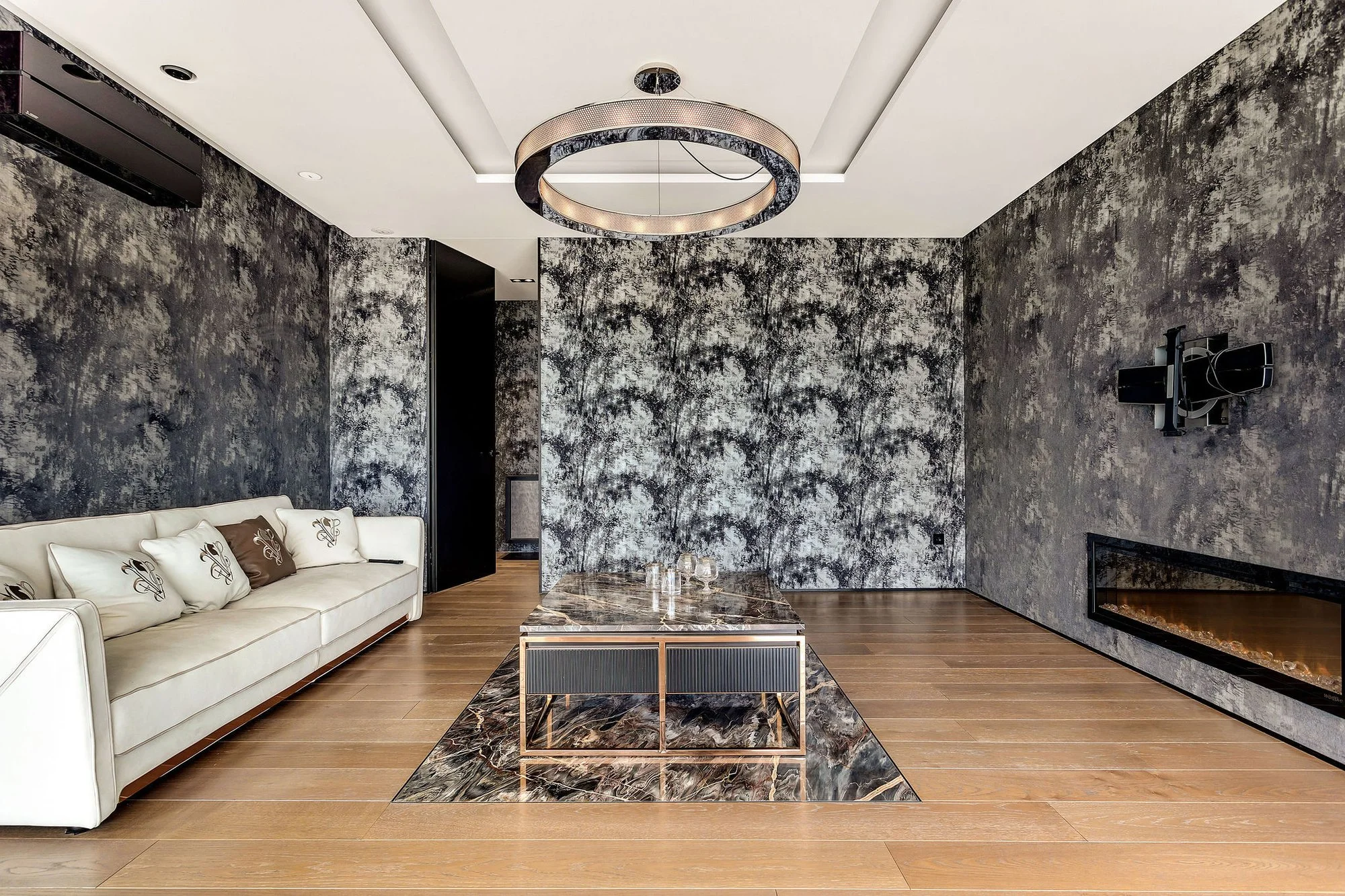 Gallery photo 10