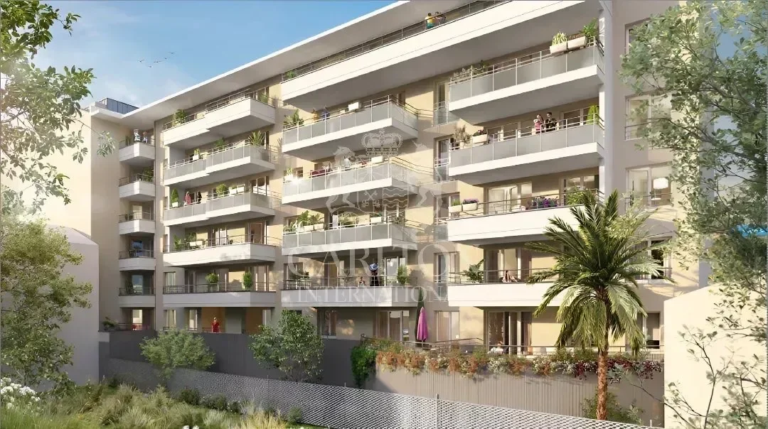 New duplex apartment in the center of Nice