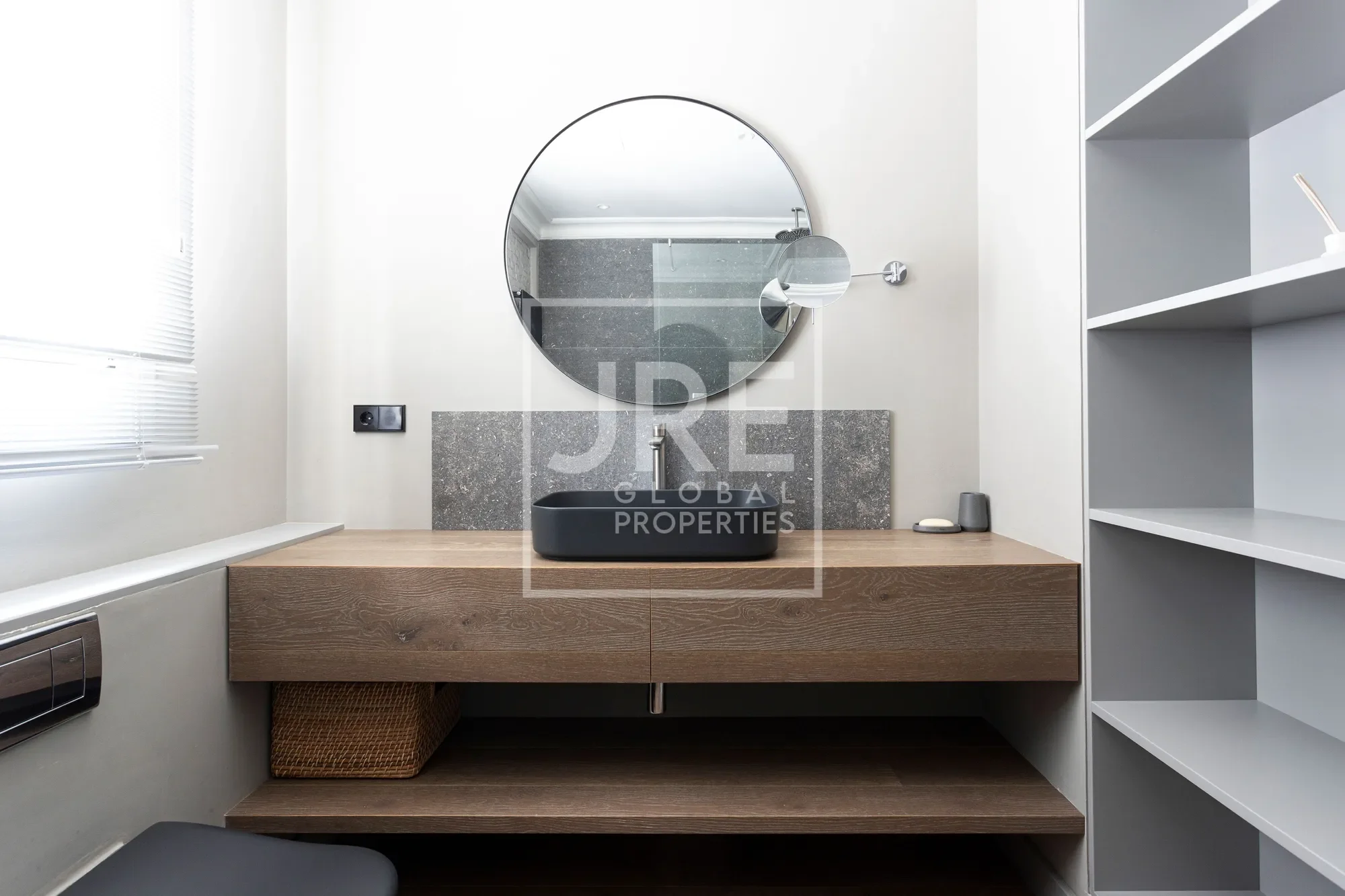 Gallery photo 6