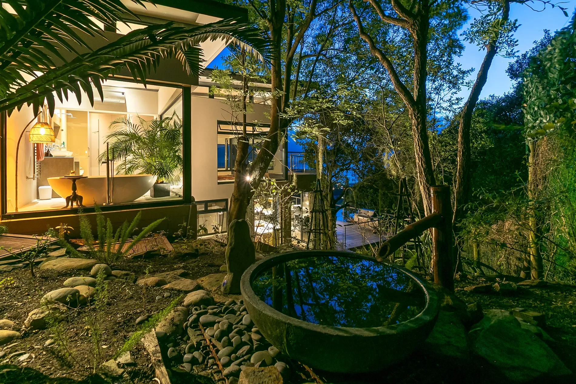 Exterior photo 10