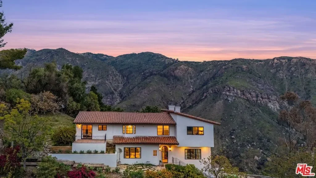 2382 Live Oak Meadows Road, Malibu, California, United States. - Photo 11