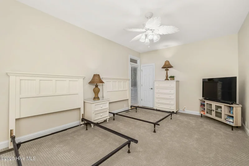 200 Shipwreck Lane, Emerald Isle, NC 28594, Emerald Isle, North Carolina, United States. - Photo 16
