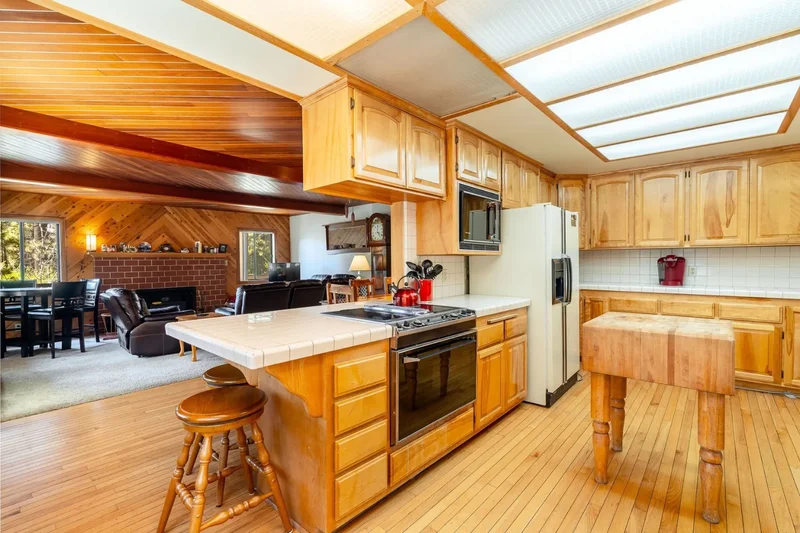 54025 Pine Crest Avenue , Idyllwild-Pine Cove, CA 92549, Idyllwild-Pine Cove, California, United States. - Photo 13