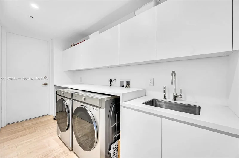 9001 Collins Ave S-201, Bal Harbour, Florida, United States. - Photo 44