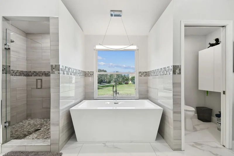 21 Crescent Place S, St Petersburg, FL 33711, St. Petersburg, Florida, United States. - Photo 4