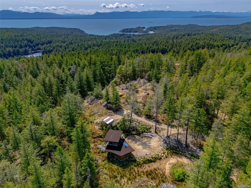 2 Main Rd, Lasqueti Island, British Columbia, Canada. - Photo 28
