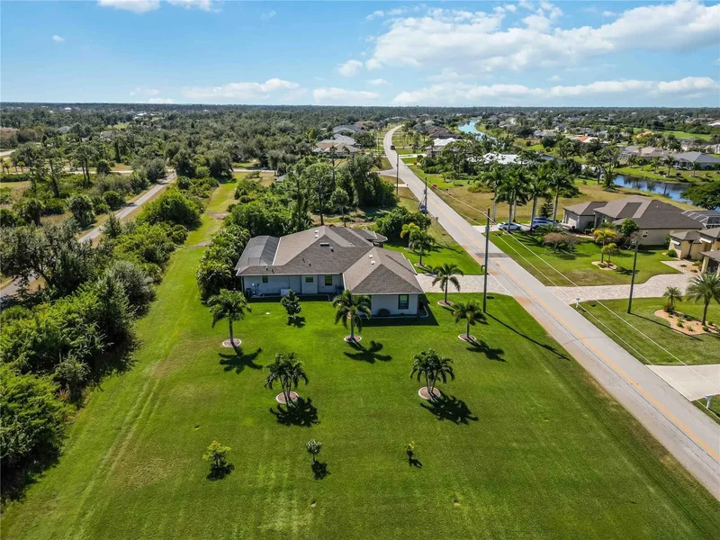 959 BOUNDARY BOULEVARD, ROTONDA WEST, FL 33947, Rotonda West, Florida, United States. - Photo 33