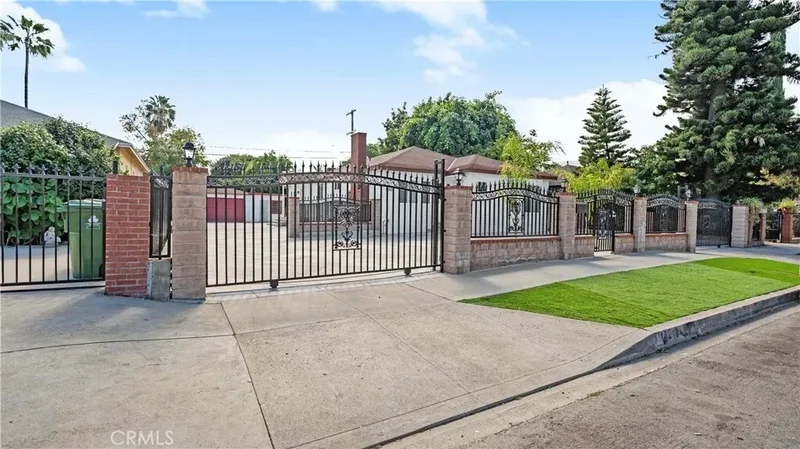 15210 Cohasset Street, Los Angeles, California, United States. - Photo 7
