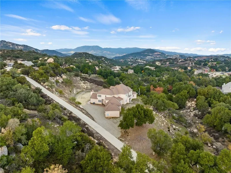 18378 Avenida Bosque, Murrieta, CA 92562, Murrieta, California, United States. - Photo 25