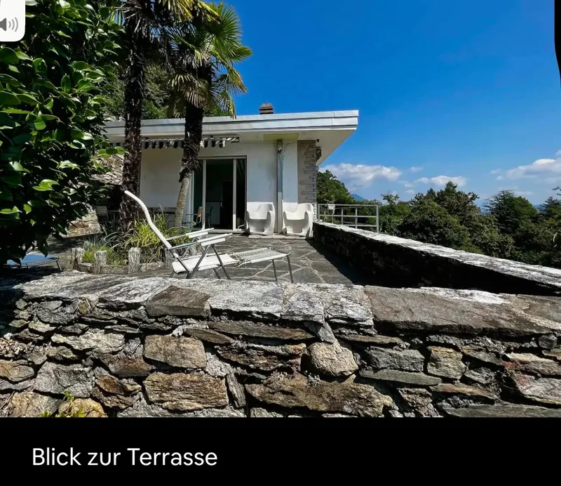 Bungalow with fantastic lake view