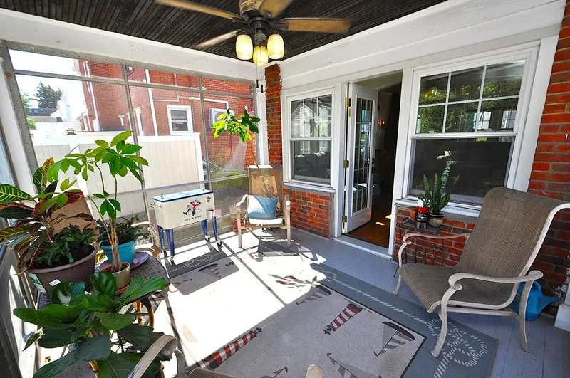 54 Lincoln Avenue, White Plains, NY 10606, White Plains, New York, United States. - Photo 6
