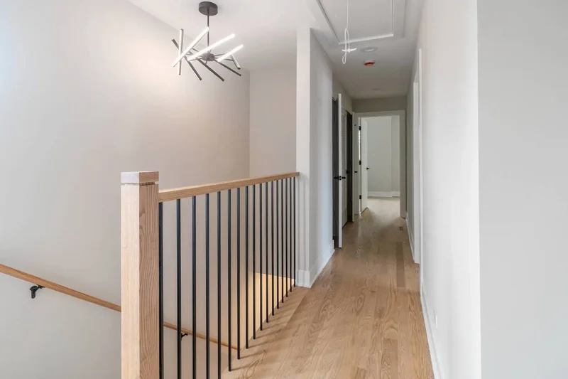 7431 W Forest Preserve Avenue, Chicago, Illinois, United States. - Photo 18