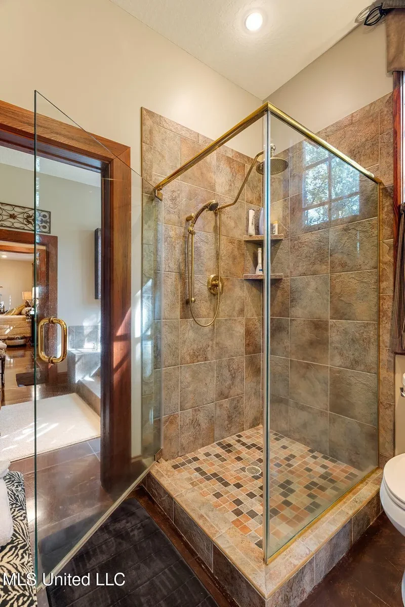 16 Chandeleur Point, Hattiesburg, MS 39402, Hattiesburg, Mississippi, United States. - Photo 47