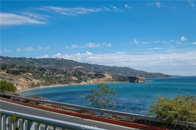 32859 Seagate, Rolling Hills, California, United States. - Photo 40
