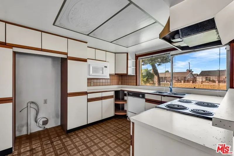 1514 S California Avenue, West Covina, California, United States. - Photo 33
