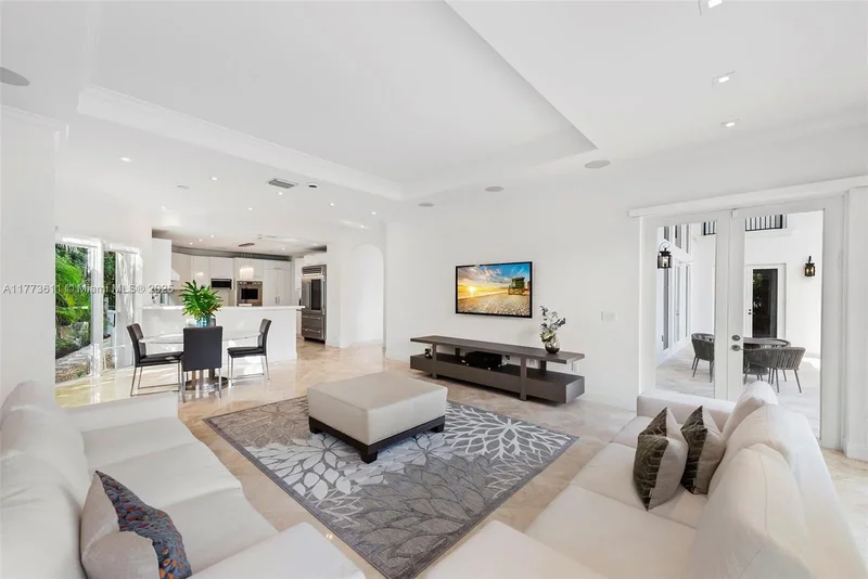455 Centre Is, Golden Beach, Florida, United States. - Photo 23