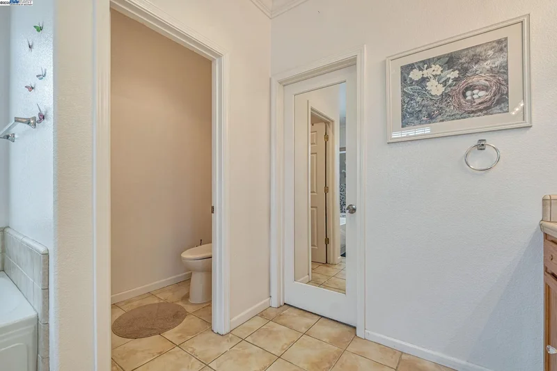 2815 Dune Cir, Hayward, California, United States. - Photo 27