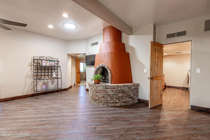 11484 N 1st Avenue, Oro Valley, AZ 85737, Oro Valley, Arizona, United States. - Photo 28