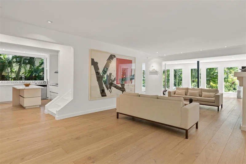 4286 S Douglas Rd, Miami, Florida, United States. - Photo 8