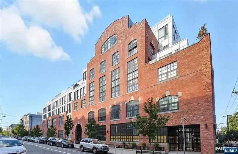 720 Clinton Street 508, Hoboken, NJ 07030, Hoboken, New Jersey, United States. - Photo 30