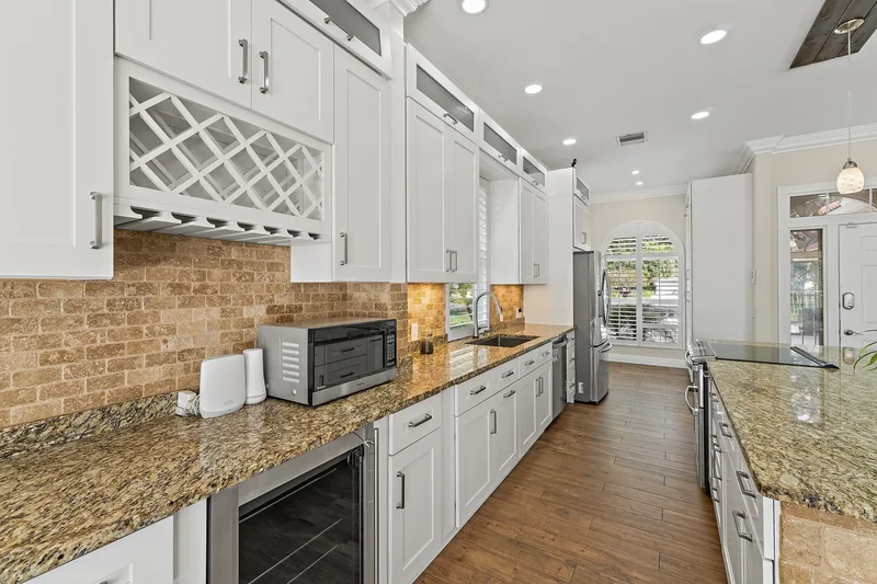 216 E Tall Oaks Circle , Palm Beach Gardens, FL 33410, Palm Beach Gardens, Florida, United States. - Photo 32