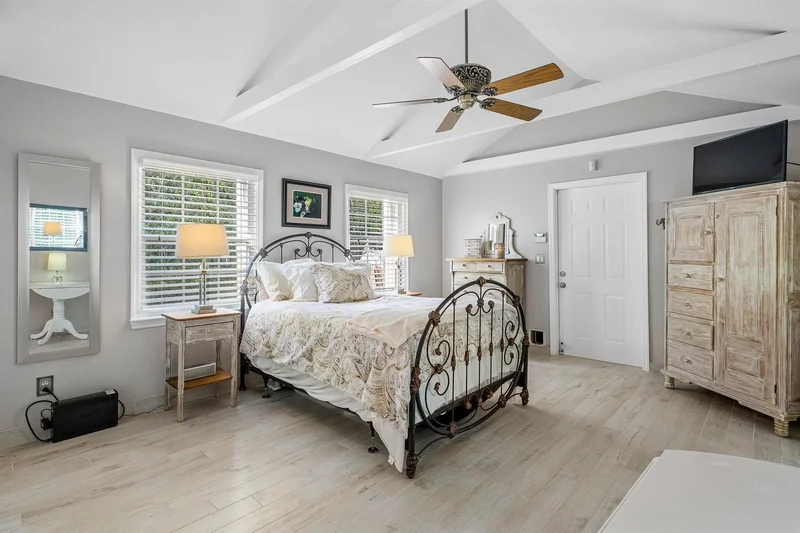 802 NE 2nd Street, Delray Beach, Florida, United States. - Photo 39