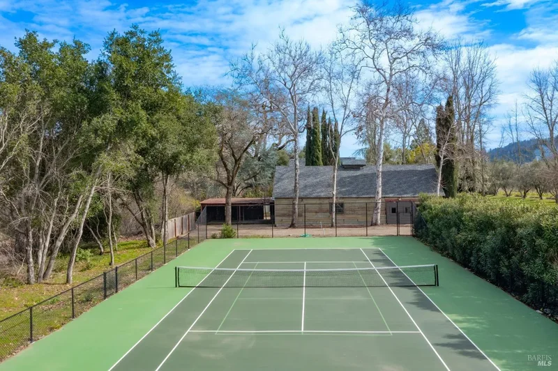 4560 Saint Helena Hwy, Calistoga, CA 94515, Calistoga, California, United States. - Photo 24