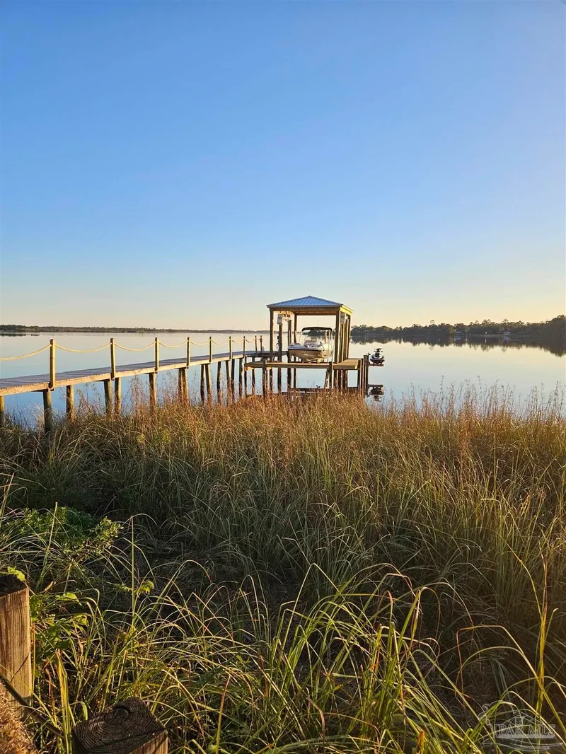 7693 Petersen Pt Rd, Milton, FL 32583, Milton, Florida, United States. - Photo 54