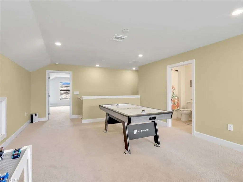 Gallery photo 9