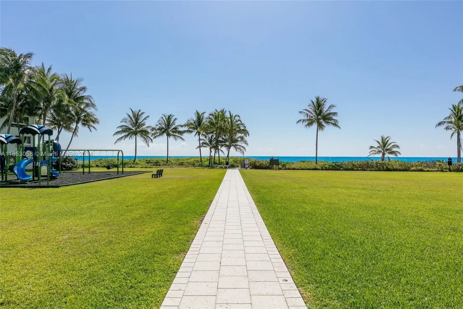 28 Minnetonka Rd, Fort Lauderdale, Florida, United States. - Photo 18